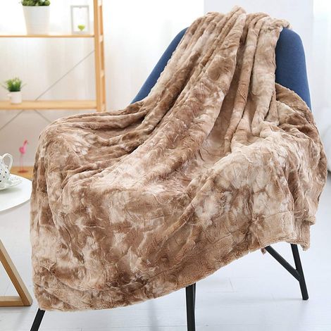 Soft, fluffy, breathable, lightweight, decorative faux fur blanket for office, lunch break, sofa, bed (khaki) (1/5)
