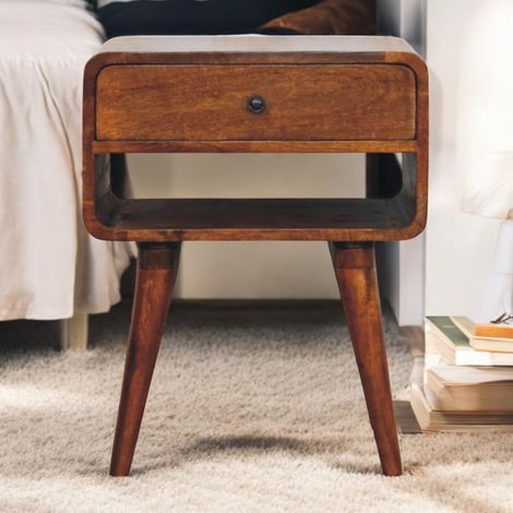 Table de chevet scandinave en bois massif brun châtaigne avec 1 tiroir et 1 niche ouverte