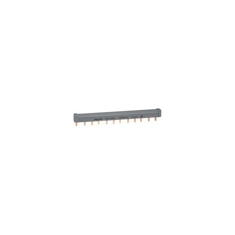 Peigne d'alimentation tripolaire HX³ traditionnel pour bornes à vis longueur 12 modules maximum 4 appareils LEGRAND 404942 (1/3)