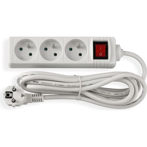 Verlängerungskabel mit Schalter – 3 Meter – 3 x 230-V-Steckdosen – Flachstecker – Schutzart IP20 – Weiß