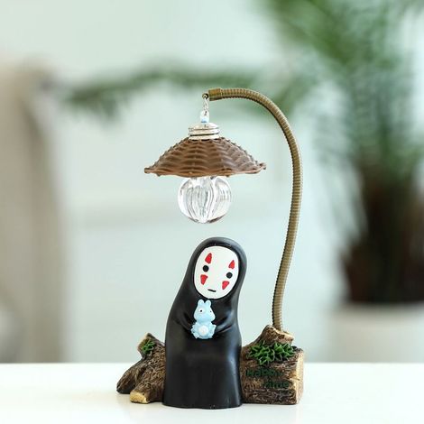 Lampe de table Chi Guang, personnage du film Le Voyage de Chihiro, inspirée de l'anime de Hayao Miyazaki. Cadeau idéal pour les enfants. (1/5)