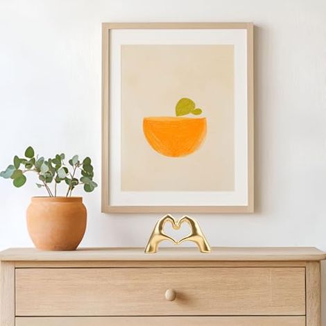 Petite sculpture de mains en forme de cœur, statuette moderne en forme de doigt d'amour pour salon, chambre, bureau ou étagère, cadeau unique (doré) (1/5)