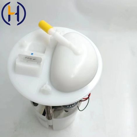 46798695 ist eine Kraftstoffpumpenbaugruppe, die für Fiat 500, 500L und 500C Fahrzeuge geeignet ist. (1/4)