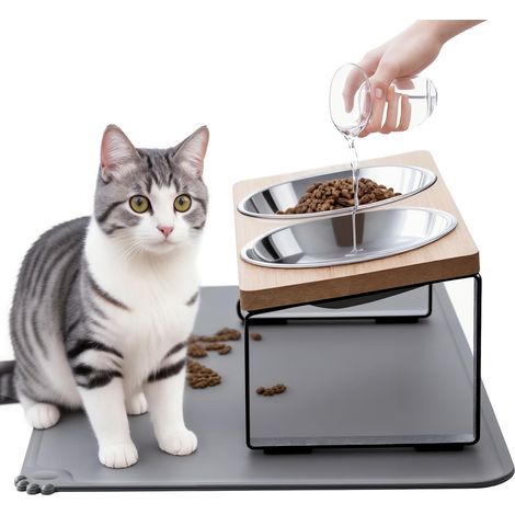 La gamelle pour chat a été améliorée avec un support surélevé et un support anti-vomissements incliné à 15°.