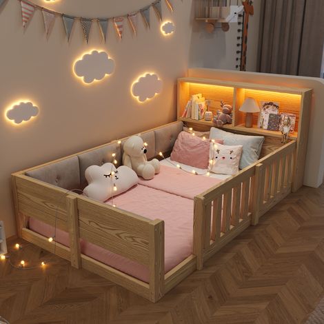 Lit au sol, lit enfant 90x200 cm avec barrières, côtés rembourrés, tête de lit avec rangement, LED et panneaux de particules, Naturel (1/5)