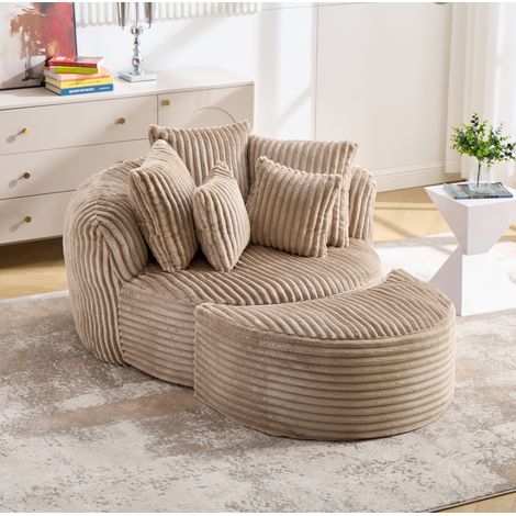 Fauteuil rond extra-large en tissu côtelé camel et marron, avec accoudoirs, dossier, 5 coussins et repose-pieds, pour salon ou chambre, 168 x 123 x 63 cm – CHICFURN (1/5)