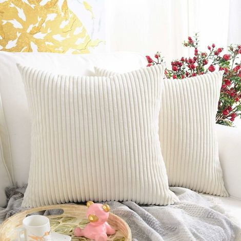 Lot de 2 housses de coussin décoratives carrées en velours côtelé doux, décoration intérieure pour canapé, lit ou fauteuil, 45 x 45 cm (rayures crème) (1/5)