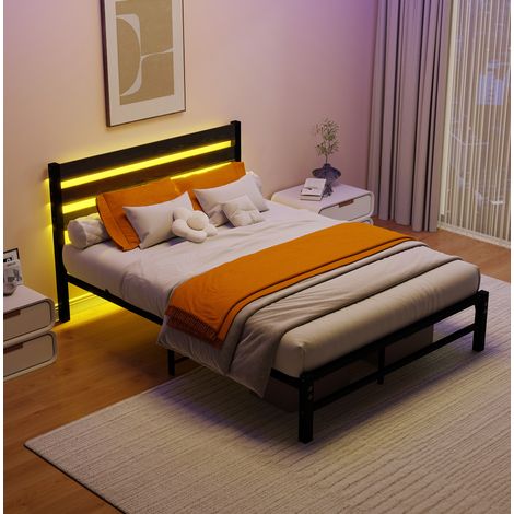 Cama de matrimonio 140x200 cm con cabecero de madera, LED RGB, almacenaje bajo la cama, MDF y metal negro (1/5)