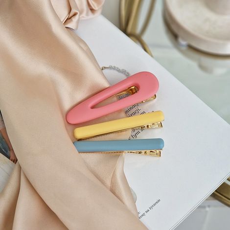 Set mit 3 Haarspangen, elegantes Dekorationsset für Mädchen (1/2)