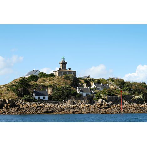 Tableau sur toile Focus Phare de Chausey 80x120 cm - Impression sur Toile Murale Décorative - Image imprimée en HD sur Toile - Toile sur Châssis en Bois FSC - Fabriqué en France (1/5)