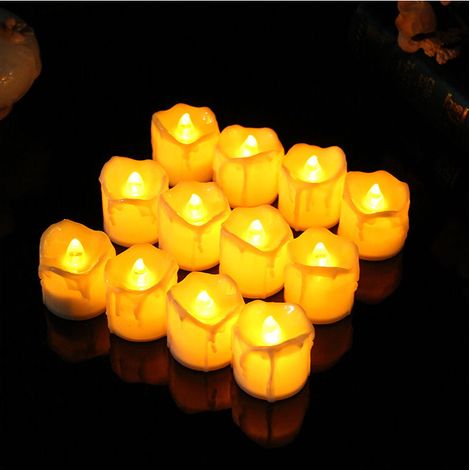 Bougies LED Flamme Vacillante Lumière,Home Lot de 12 Bougies LED à Batterie Éclairage Ultra Réaliste Décoration Festive Lights pour Noël Anniversaire Soirée Piles Incluses - Jaune Claire (1/5)