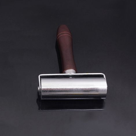 Rouleau professionnel 26/60/100 mm pour le travail du cuir, la lamination, le bricolage et le travail artisanal. (1/5)