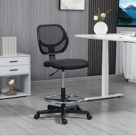 Bürostuhl 59x61x93-113 cm schwarz aus Schaumstoff mit Netzrücken, höhenverstellbar und Fußstütze (1/5)