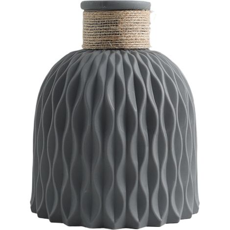 Graue Kunststoffvase, 12 x 14,5 cm – Wellenmuster – geeignet für Trockenblumen und moderne Dekoration. (1/5)