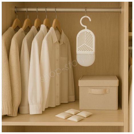 Déshumidificateur de Penderie avec 4 Recharges – Absorbeur d'Humidité Suspendu pour Armoire et Placard (1/5)