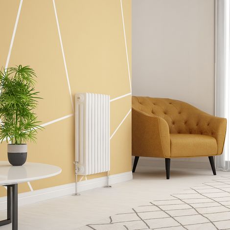 WarmeHaus Traditional Radiator White Triple Panel 600x425mm (1/4)