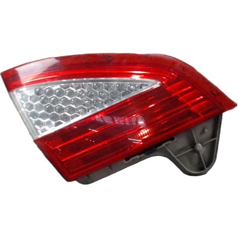 [PRODUIT D'OCCASION] Feu Arriere Interieur Gauche FORD Mondeo ♻️ Ref Oe. 1486771 - Garantie à vie (1/3)