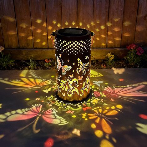 Lanternes solaires papillon LED colorées - Étanche - Métal - À suspendre - pour la décoration extérieure, jardin, terrasse, pelouse et véranda (1/5)