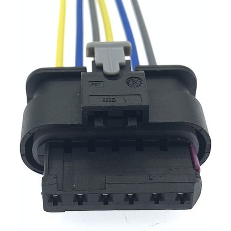 The 6-pin connector 1-1718646-1 is compatible with the Volkswagen Audi conversion connector 1-1670919-1 DJ7062-1.2-21 (single connector).