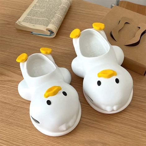 Pantoufles canard dessin animé femme été intérieur extérieur PVC mignonnes sandales cadeau anniversaire plage fête jaune 40-41 (1/5)
