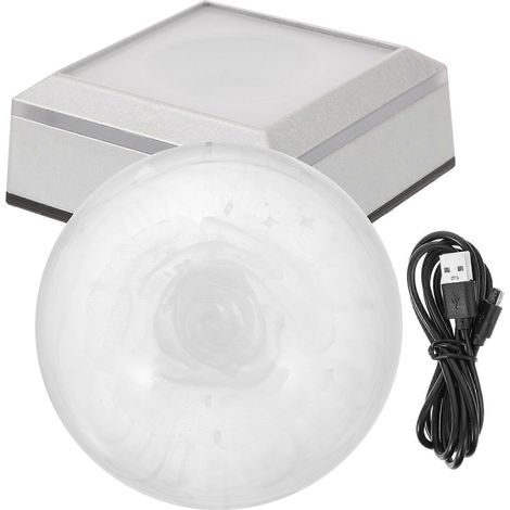 Boule de cristal transparente avec une rose à l'intérieur pour la décoration de la Saint-Valentin (1/4)