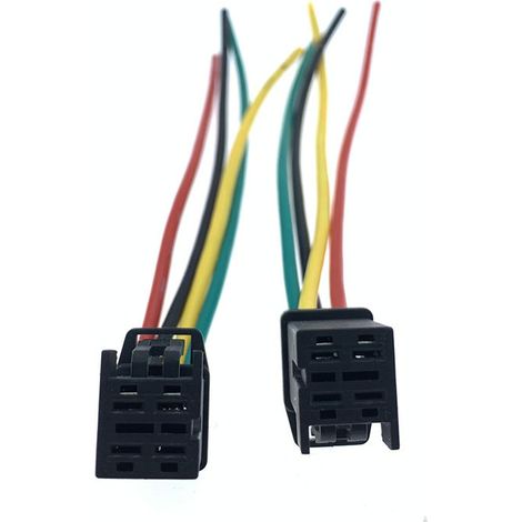 Applicable aux BMW Série 5 F02E71E70F35F18F15F26E82, connecteur de boîte à fusibles du coffre -- JB2242-4P