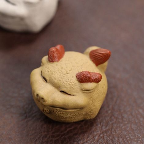 Teapot Pet - Purple Sand - Traditional Chinese Tea Ceremony Ornament - For Feng Shui Decoration And Tea Brewing - 1 Piece (1/3)