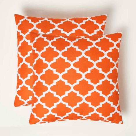 HOMESCAPES Gartenkissen Nola geometrisch – 2er-Set Outdoor Kissen orange gemustert