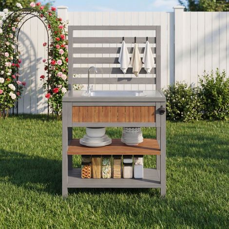 Gartenschrank mit Spülbecken und Wasserhahn, Flaschenöffner, Ablagen und Haken, aus Massivholz Natur 80 x 51 x 148,5 cm