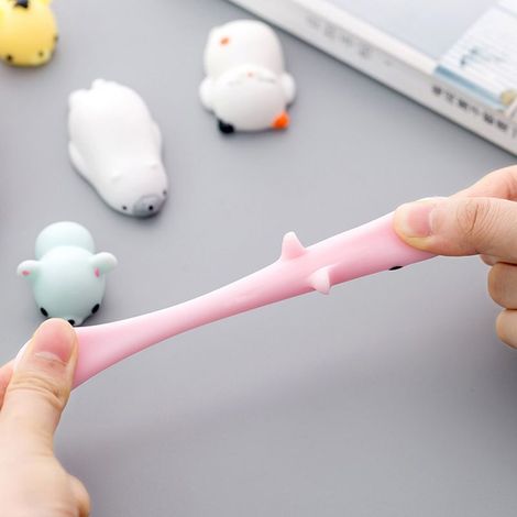 Ce jouet anti-stress en forme d'animal, fabriqué en peluche PVC douce, est un cadeau idéal pour les fêtes, le bureau ou la maison (panda). (1/4)