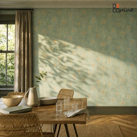 Papier Peint Intissé – Motifs Baroques Dorés sur Fond Vert – 0,53 x 10 m – Decopine (1/5)