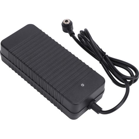 Chargeur de batterie pour trottinette électrique 41 V 2 A avec port de charge magnétique, charge rapide intelligente et protection contre les surcharges pour Xiaomi M4 et M4 Pro (prise UE). (1/5)