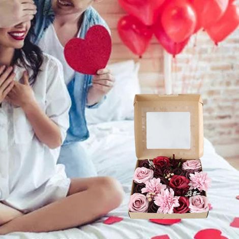 Coffret de roses artificielles pour mariage, idéal pour créer soi-même bouquets, centres de table et décorations de fête et d'intérieur. (1/4)