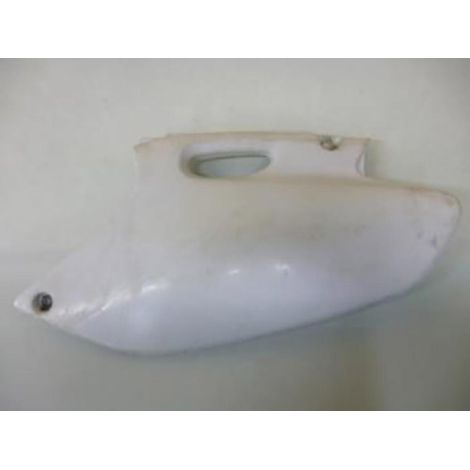 [PRODUIT D'OCCASION] Cache latéral gauche origine pour moto Yamaha 400 WR 1998
