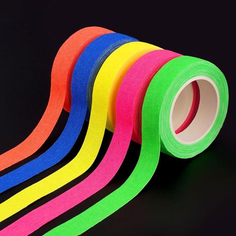 Rotoli di nastro fluorescente al neon, nastro adesivo fluorescente da 5 m x 15 mm, nastro reattivo alla luce nera UV, per decorazioni per feste, pub e festival (5 colori) (1/5)