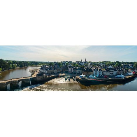 Tableau sur toile entrée port Saint-Goustan 45x135 cm - Impression sur Toile Murale Décorative - Image imprimée en HD sur Toile - Toile sur Châssis en Bois FSC - Fabriqué en France (1/4)