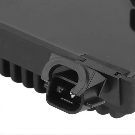 Compatible avec le régulateur-redresseur de tension 74631 08, étanche et résistant aux chocs, doté d'un dissipateur thermique en aluminium, spécifique aux motos européennes. (1/2)
