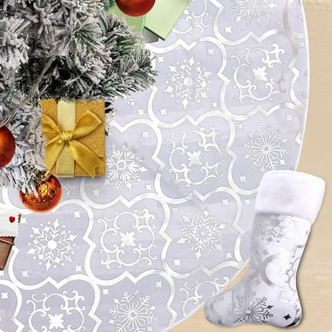 Jupe Sapin de Noël 120 CM,Couverture de Sapin de Noël,Tapis de Sapin de Noël Blanc,Christmas Tree Skirt,Couvre Pied Sapin noël,Blanc Couvre Pied Sapin Noel avec Chaussette de Noël (1/5)