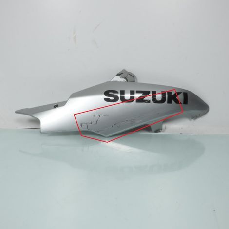 [PRODUIT D'OCCASION] Sabot bas de caisse droit origine pour moto Suzuki 750 Gsx-R 2008 (1/3)