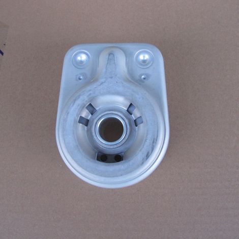 Die Teilenummern 26410-2B750 und 264102B750 sind für Hyundai Kia Ölkühler geeignet. (1/4)