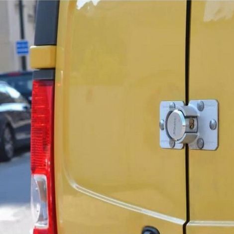 Master Lock – Cadenas à combinaison pour porte de camionnette – Acier cémenté 23 cm – Résistant aux intempéries et à la corrosion – Anse cachée pour sécurité renforcée