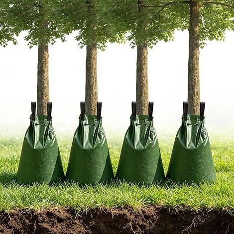 Tree Sprinkler Bag 75L, Slow Release Drip Irrigation System, UV Resistant PVC Water Bag For Maintenance (1/5)