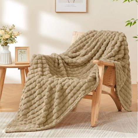 Extraweiche, karierte 3D-Wolldecke in Kamelhaar, 60 x 80 Zoll (Einzelbettgröße), flauschig und bequem, perfekt für die Herbst- und Winterdekoration.