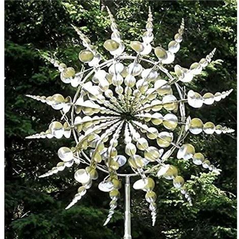 Einzigartige kinetische Skulptur, magische Metall-Gartenwindmühle mit Edelstahl-Windrädern für den Außenbereich, ideal zur Terrassendekoration.