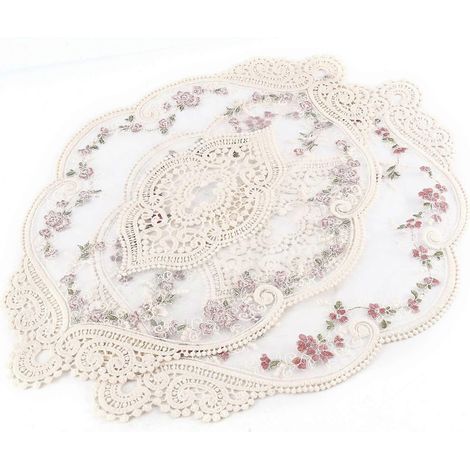 Un ensemble de sets de table ovales en dentelle vintage, ornés de délicates broderies florales, pouvant servir de dessous de vase, mesurant 12,2 x 16,9 pouces. (1/5)
