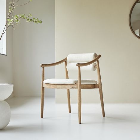 Fauteuil Colombe en bois d'acacia massif et tissu bouclette (1/5)