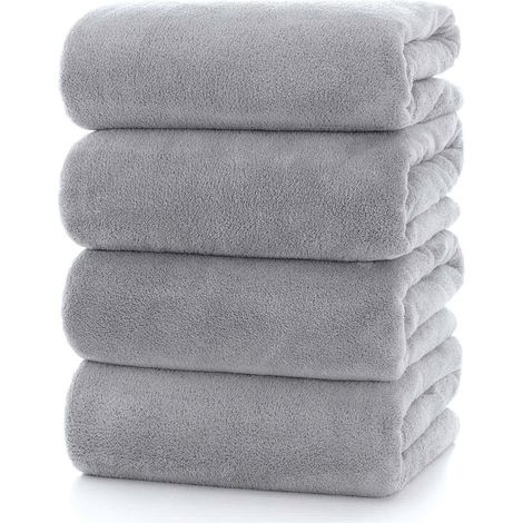 Lot de 4 serviettes de bain. Ultra douces, absorbantes, légères, à séchage rapide et résistantes, idéales pour la salle de sport. (1/5)