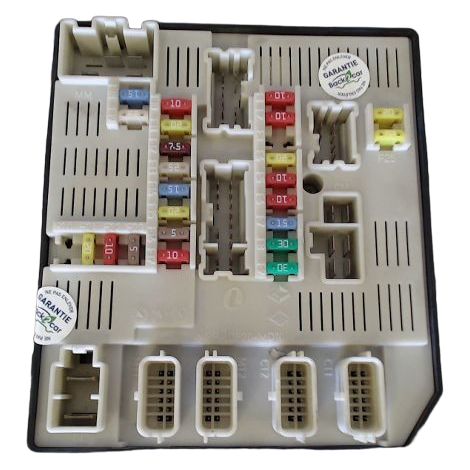 Boite A Fusibles RENAULT Megane [PRODUIT D'OCCASION]♻️284b69854r