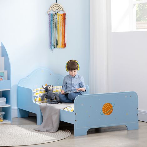 Lit enfant pour 3-6 ans, lit en bois avec barrières de sécurité latérales, charge maximale 80 kg, 143 x 74 x 59 cm, bleu