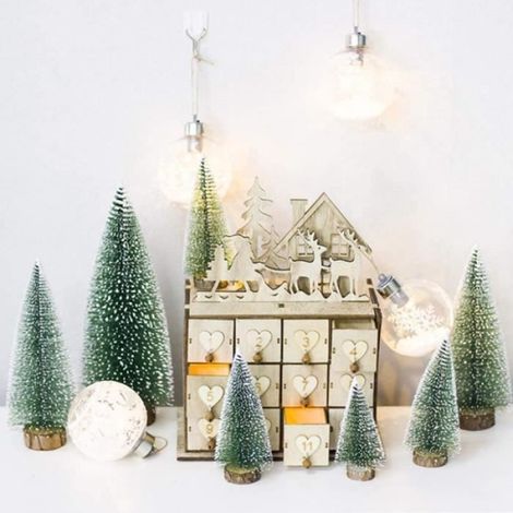 Mini Sapins de Noël - Non spécifié - 12 Pièces - 4 Tailles - Décoration Intérieure - Bois et Plastique (1/4)